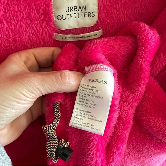 Urban Outfitters Pink Half Zip Drawstring Fleece Top - Picture 6 of 6